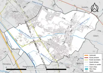 Carte en couleur présentant le réseau hydrographique de la commune