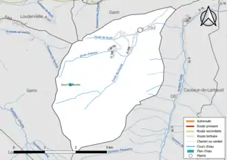 Carte en couleur présentant le réseau hydrographique de la commune