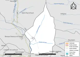 Carte en couleur présentant le réseau hydrographique de la commune