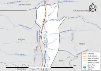 Carte en couleur présentant le réseau hydrographique de la commune