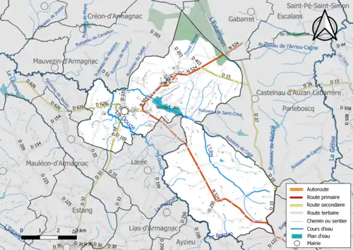 Carte en couleur présentant le réseau hydrographique de la commune