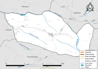 Carte en couleur présentant le réseau hydrographique de la commune