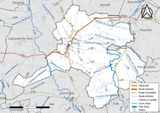 Carte en couleur présentant le réseau hydrographique de la commune