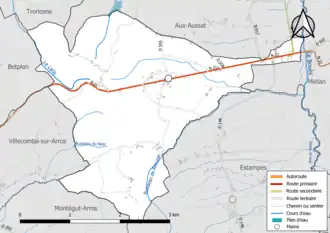 Carte en couleur présentant le réseau hydrographique de la commune