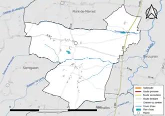 Carte en couleur présentant le réseau hydrographique de la commune