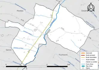 Carte en couleur présentant le réseau hydrographique de la commune