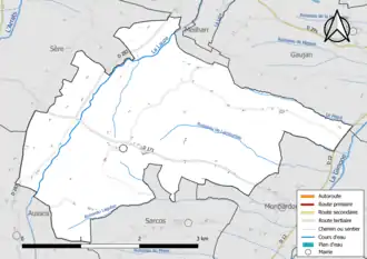 Carte en couleur présentant le réseau hydrographique de la commune