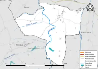 Carte en couleur présentant le réseau hydrographique de la commune