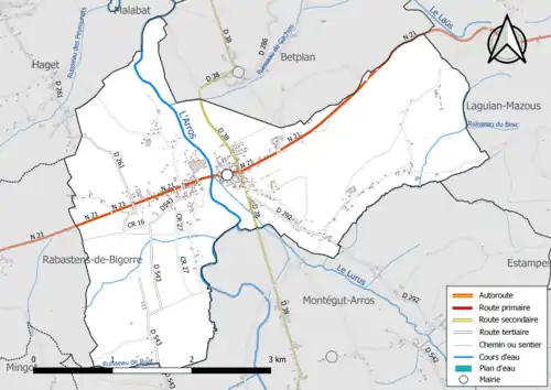 Carte en couleur présentant le réseau hydrographique de la commune