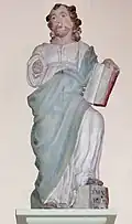 Statue de saint Mathieu datant du XVIIIe siècle.