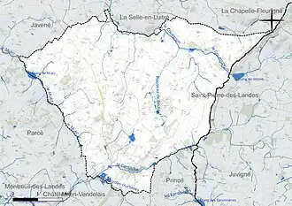 Carte en couleur présentant le réseau hydrographique de la commune