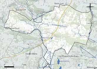 Carte en couleur présentant le réseau hydrographique de la commune