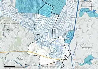 Carte en couleur présentant le réseau hydrographique de la commune