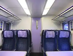 L'intérieur de la première classe (Class 458/0 et 458/5)