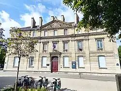 No&nbsp;4 : lycée Arago.
