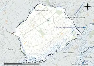 Carte en couleur présentant le réseau hydrographique de la commune