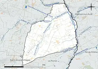 Carte en couleur présentant le réseau hydrographique de la commune