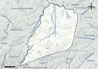 Carte en couleur présentant le réseau hydrographique de la commune