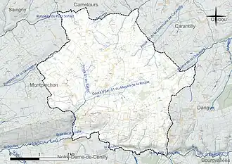 Carte en couleur présentant le réseau hydrographique de la commune