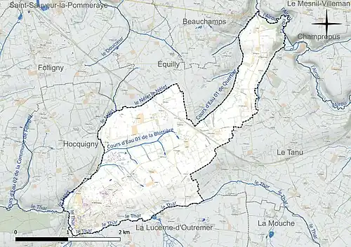 Carte en couleur présentant le réseau hydrographique de la commune