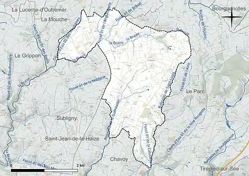 Carte en couleur présentant le réseau hydrographique de la commune