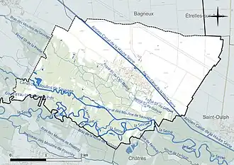 Carte en couleur présentant le réseau hydrographique de la commune