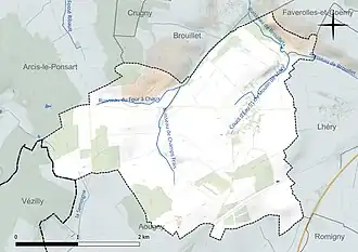 Carte en couleur présentant le réseau hydrographique de la commune
