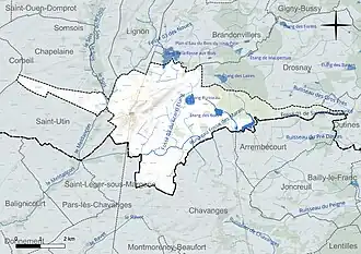 Carte en couleur présentant le réseau hydrographique de la commune