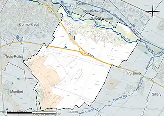 Carte en couleur présentant le réseau hydrographique de la commune