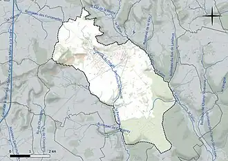 Carte en couleur présentant le réseau hydrographique de la commune