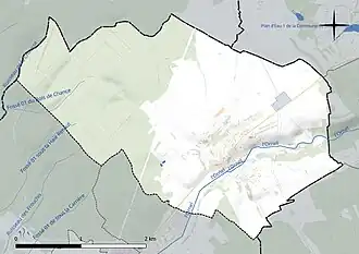 Carte en couleur présentant le réseau hydrographique de la commune