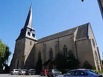 L'église Saint-Pierre.