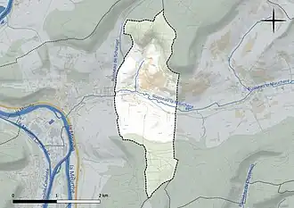 Carte en couleur présentant le réseau hydrographique de la commune
