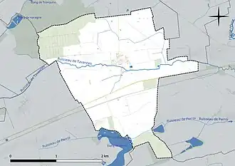 Carte en couleur présentant le réseau hydrographique de la commune