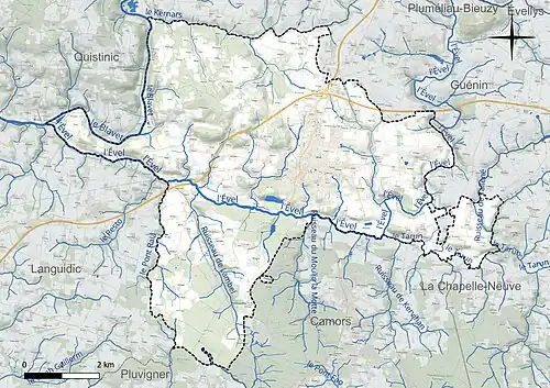 Carte en couleur présentant le réseau hydrographique de la commune