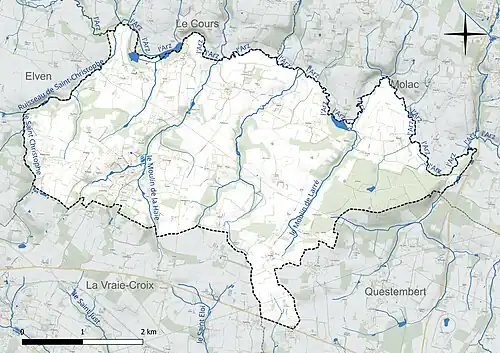 Carte en couleur présentant le réseau hydrographique de la commune