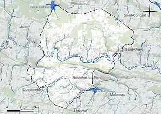 Carte en couleur présentant le réseau hydrographique de la commune