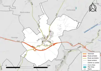 Carte en couleur présentant le réseau hydrographique de la commune