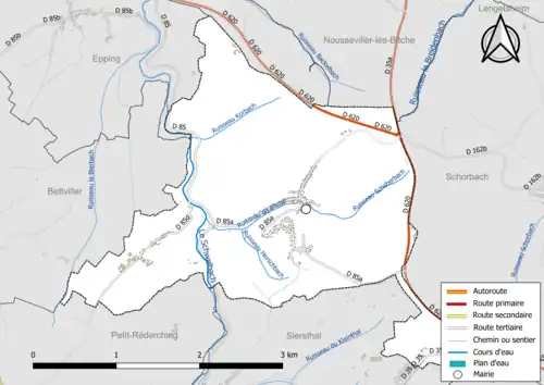 Carte en couleur présentant le réseau hydrographique de la commune