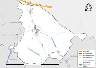 Carte en couleur présentant le réseau hydrographique de la commune