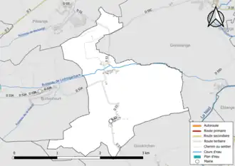 Carte en couleur présentant le réseau hydrographique de la commune