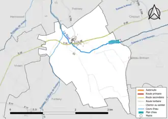 Carte en couleur présentant le réseau hydrographique de la commune