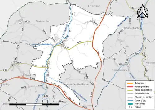 Carte en couleur présentant le réseau hydrographique de la commune