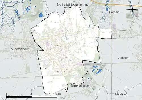 Carte en couleur présentant le réseau hydrographique de la commune