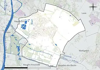Carte en couleur présentant le réseau hydrographique de la commune