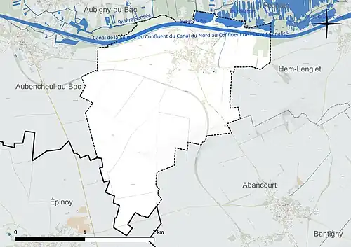 Carte en couleur présentant le réseau hydrographique de la commune