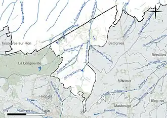 Carte en couleur présentant le réseau hydrographique de la commune