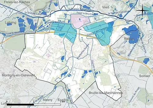 Carte en couleur présentant le réseau hydrographique de la commune