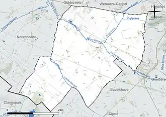 Carte en couleur présentant le réseau hydrographique de la commune