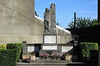 Le monument aux morts